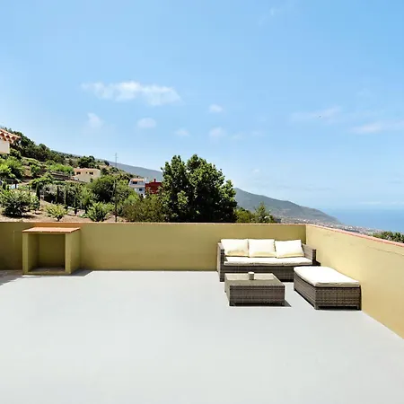 House Vochozka Gasthuis La Orotava