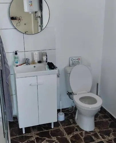 Πανσιόν House Vochozka 3*