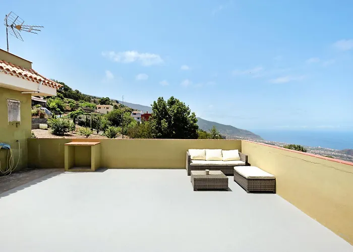 House Vochozka Πανσιόν La Orotava